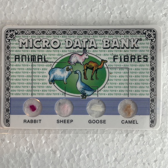 Science Tech microscope set 100x-900x zoom with light projector & accessories - Picture 14 of 14